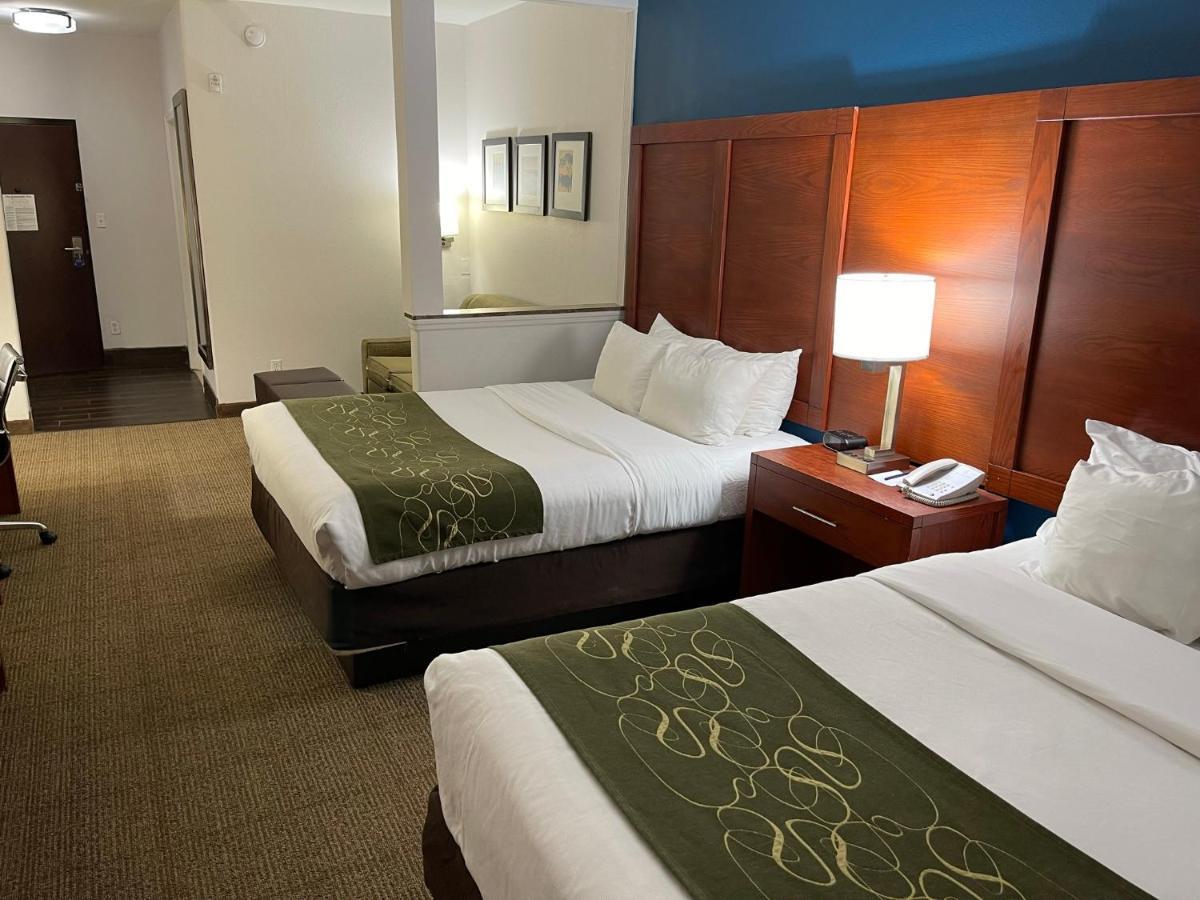 Comfort Suites Lake Charles Ngoại thất bức ảnh