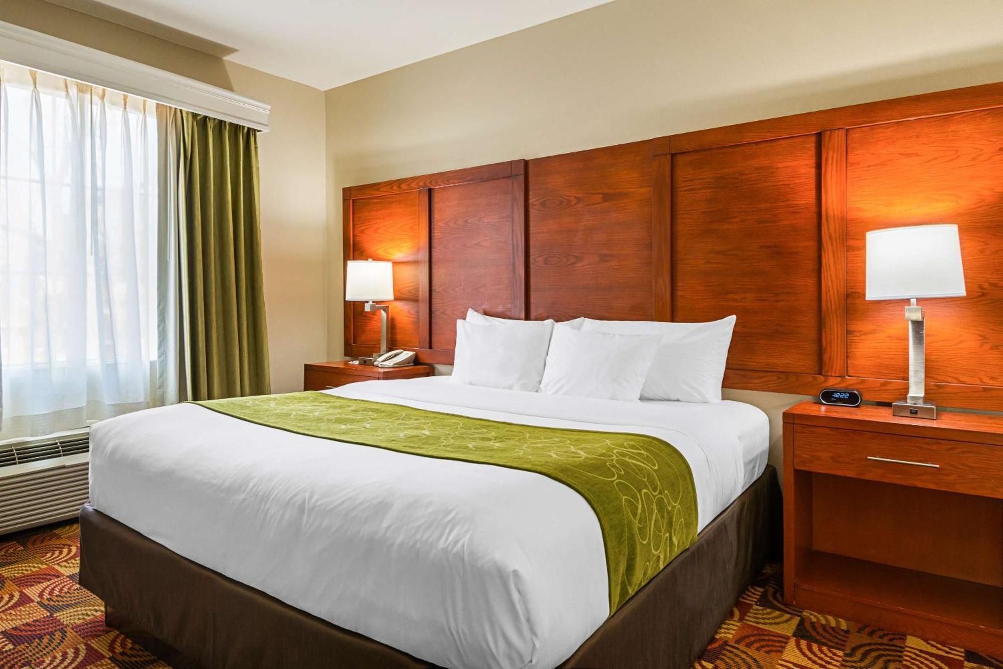 Comfort Suites Lake Charles Ngoại thất bức ảnh